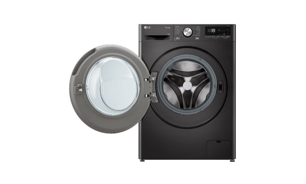 LG F4Y9LWP2ZK 28.7 lb Front Load Washing Machine