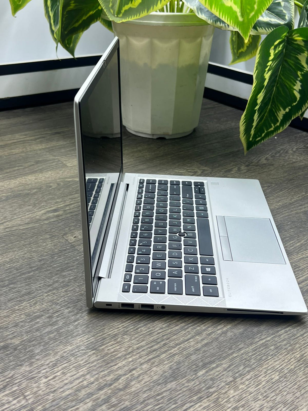 HP EliteBook 845 G7 Ryzen 5 8GB/256GB Business Laptop
