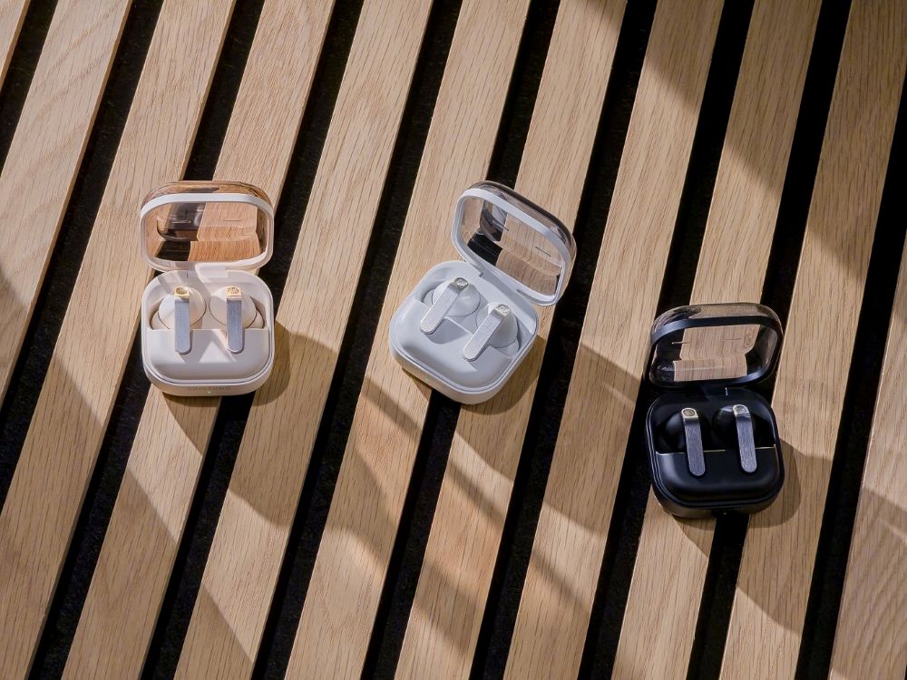 Samsung Galaxy Buds 4 Pro Noise-Canceling Earbuds
