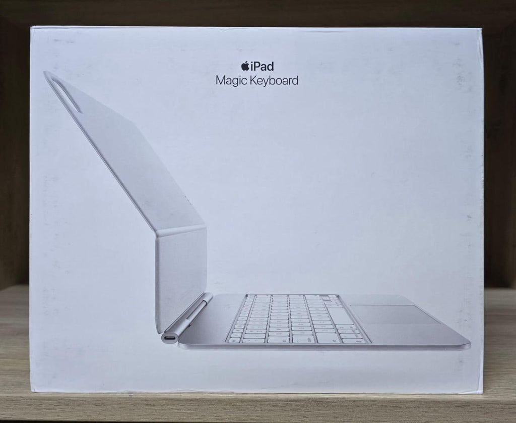 Apple Magic Keyboard for iPad Pro 13 Inch M4/M5