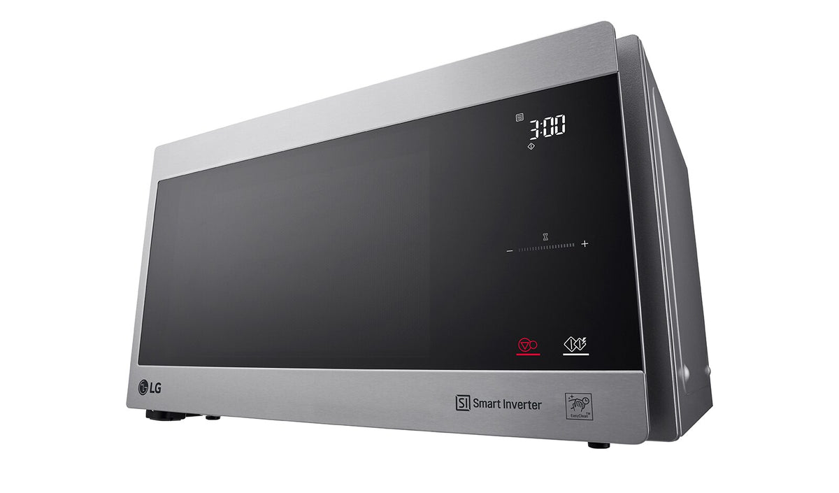 LG MS4295CIS 1.5 cu. ft. NeoChef Microwave Oven Noble Silver